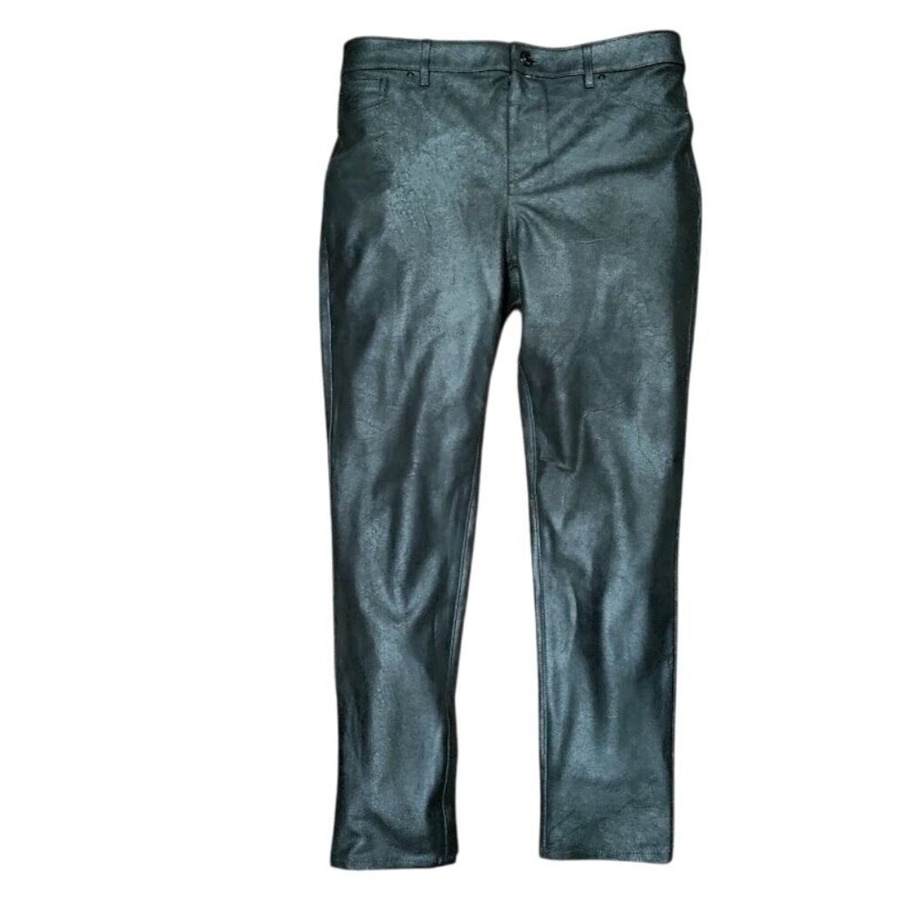 Chico's Ultra Suede Flat Front Tapared Leg Mid Rise Pants Black Women's 1P/ M